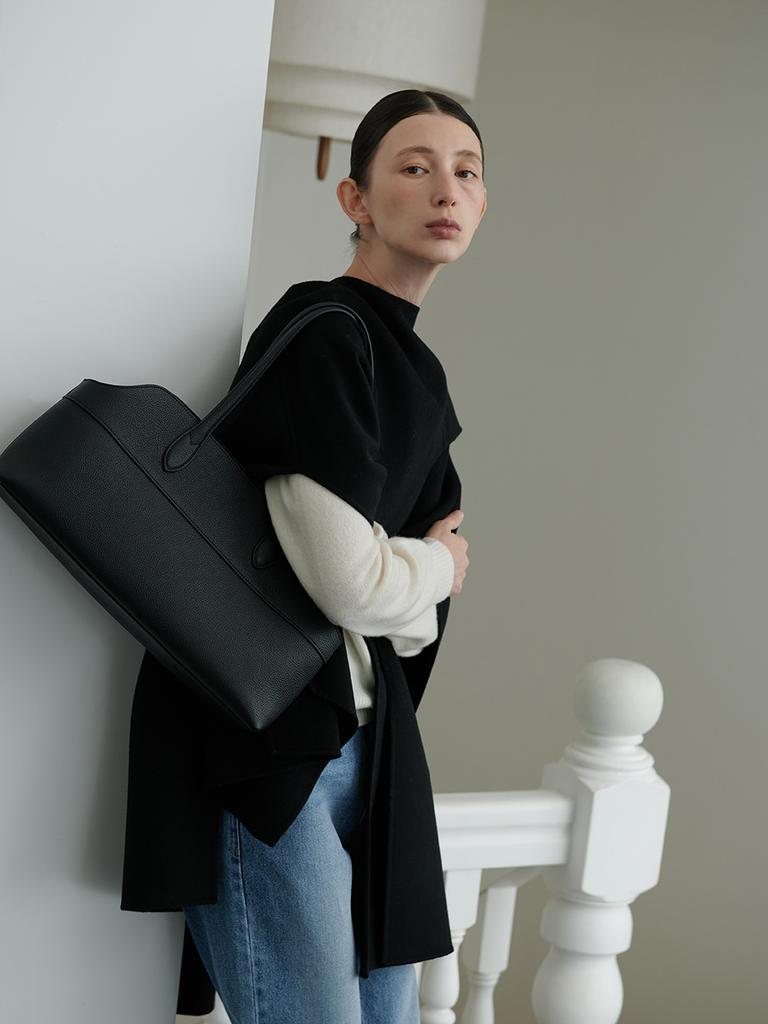 Reframe Ople Leather Shoulder Bag Series Large Black