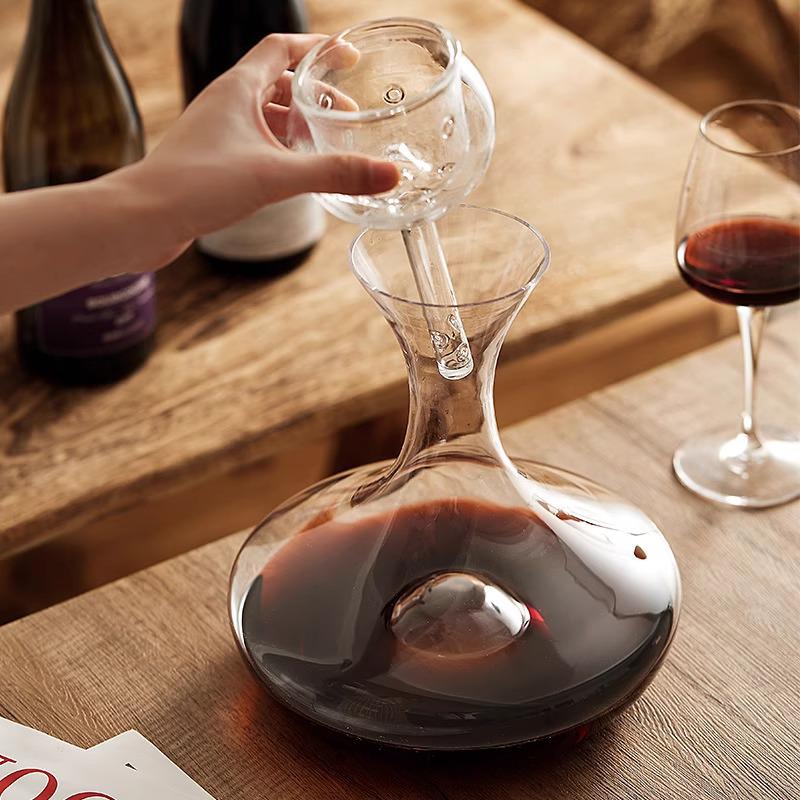 Luxury Crystal Wine Decanter with Fast Oxygenation and Filtration