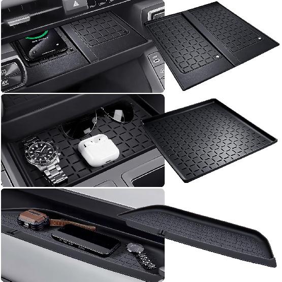 Wireless Charging Protective Mat for Toyota RAV4 2026, Center Console Interior Accessories Silicone Anti-Slip Wireless Charger Cover Pad for 2026 RAV