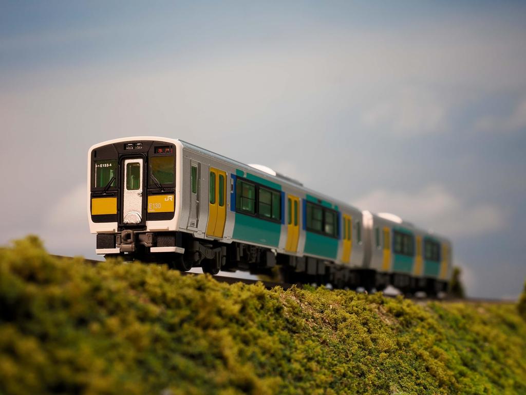 TOMYTEC Railway Collection, JR Kiha E131 & E132 Series, Suigun Line, 2-Car Set, Diorama Supplies, 336358