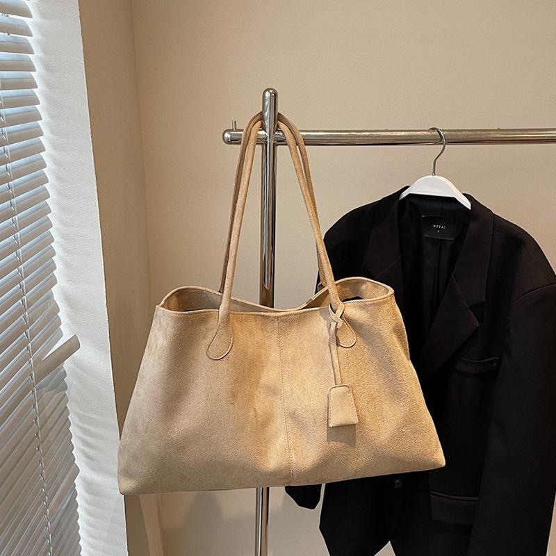 Elegant Shoulder Bag Pouch Suede Shoulder Bag Korean Style Storage Suede Handbag Suede Bucket Bag All-match Underarm Tote Bag