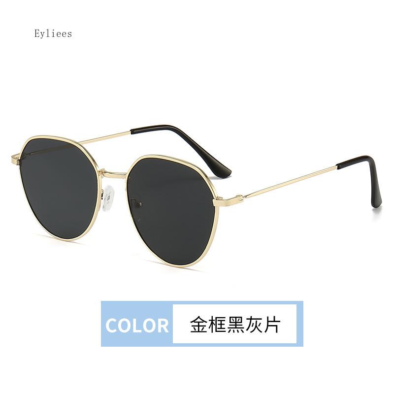 

Male Female Unisex Spectacles Metal Framesd Driving Sun Spectacles Summer UV 400 Protection Sunglasses Polygon Mirrored Lens Small Square Sunglasses