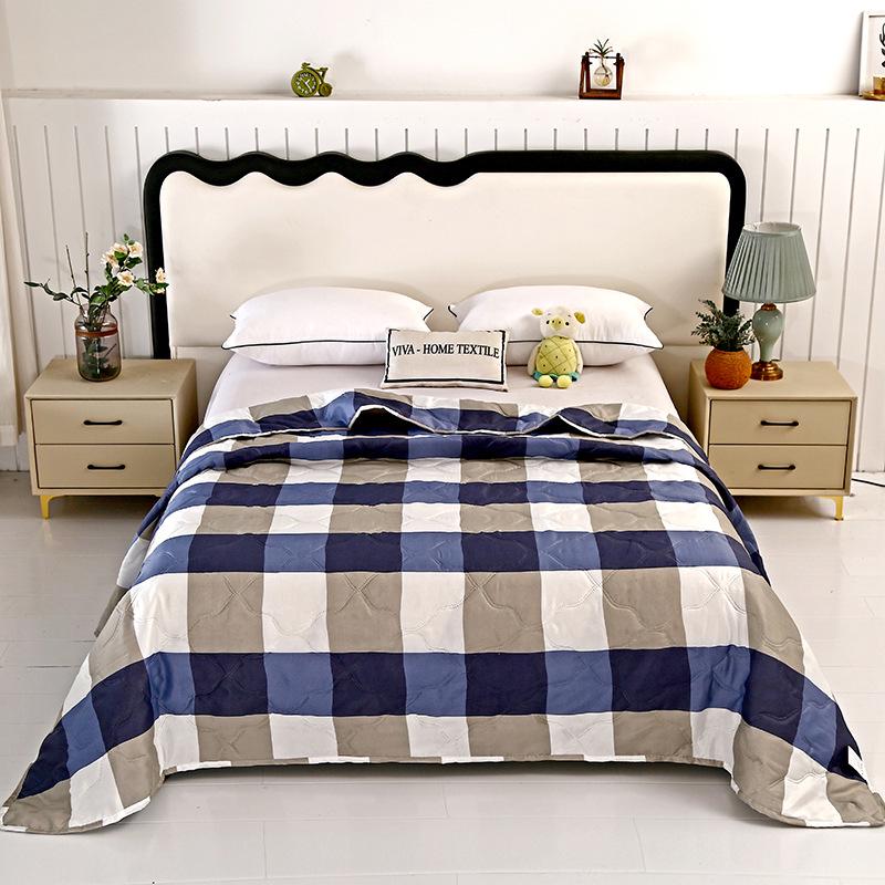 Summer Cool Gift Quilt Set: Washable Cotton Comforter & Thin Quilt