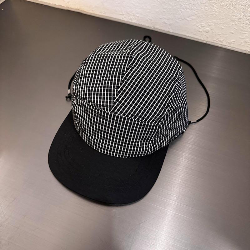 White Checker Black Pattern Women Outdoor Baseball Hat With Material Breathable