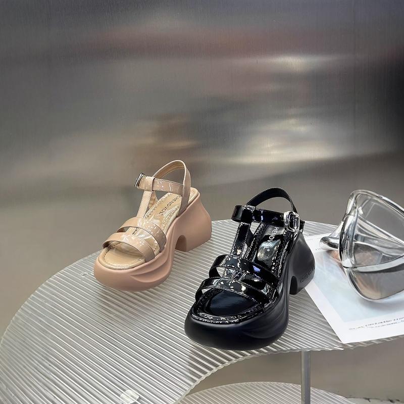 Fashion Open Toe 2025 Sandals Clogs Wedge Increasing Height Female Shoe Muffins Shoe Peep New Platform Gladiator Fashion Girls Summer Th