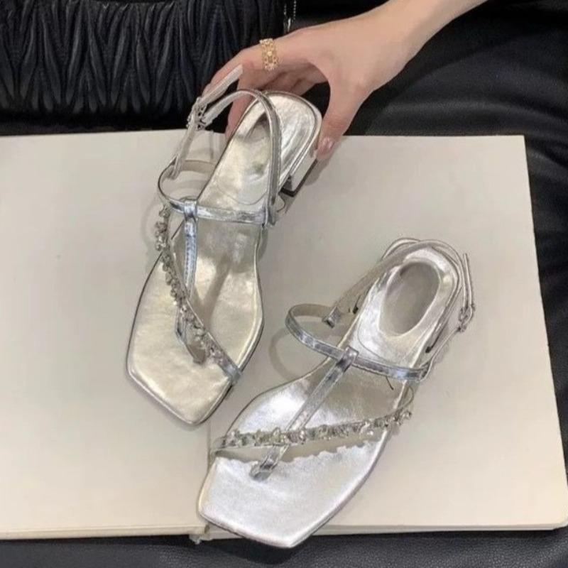 Fashion New Rhinestone Buckle Strap Clip Toe Flat Sandals Women's Summer Roman Beach Shoes Open Toe Non-slip Women's Shoes