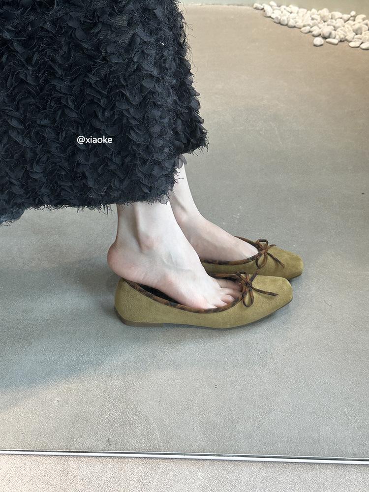 French Flat-soled Ballet Shoes Commuter Single Shoes Women's Shoes 2025 Spring and Autumn Retro Suede Bow Evening Shoes