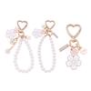 Stylish Dual Color Floral Letter Pearls Keychain Versatile Floral Pearls Keychain with Letter Card Charm For Keys Bags