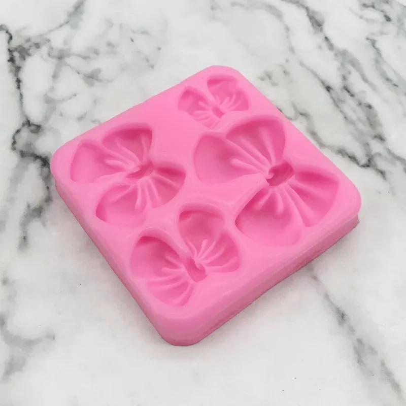 Newest 1pcs Cute Knot Bow Molds Soft Silicone Fondant Resin Art Mould Cake Decoration Pastry Kitchen Baking Accessories Tools