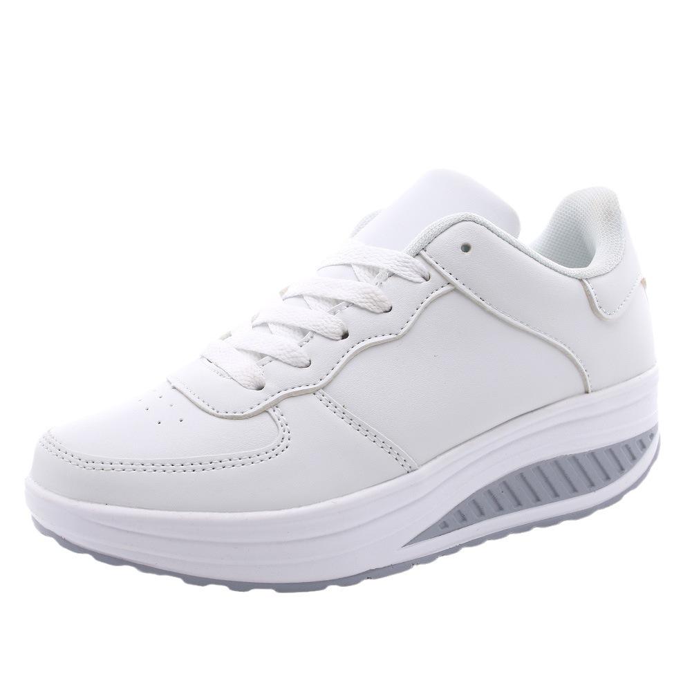 2023 Plus Size Women's Leather Sneakers: Autumn/Winter Thick-Soled Casual Rocking Platform Shoes