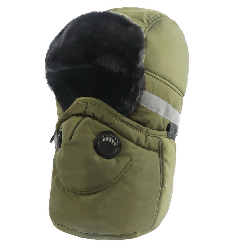 Men's and women's windproof and waterproof caps, thickened ear protectors, anti-haze masks, warm caps, scarves, and integrated removable winter caps.