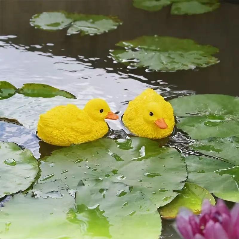 Cute Floating Yellow Duck Ornament for Fish Tanks, Pools, and Ponds
