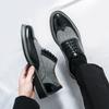 Spring Versatile Business Lace Up Blok Color Blocked Leather Shoe Brand New Men Comfortable Pointed Carved Leather Shoes