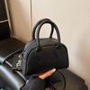 Frühling neue Damentasche Mode einfache Muscheltasche Temperament Handtasche Schulter Crossbody kleine Tasche Kissen-Tasche
