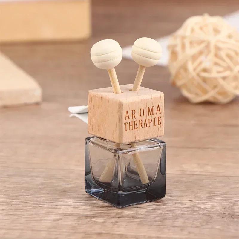 Car Perfume Bottle Interior Air Conditioner Outlet Clip Square Glass Aromatherapy Bottle Deodorizer Air Freshener Auto Amagi