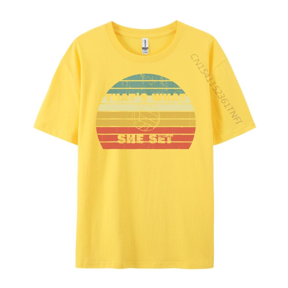 Lustiger Volleyball-Wortwitz Thats What She Set Vintage Retro Sonnenuntergang Grafik T-Shirts Herren Baumwoll-T-Shirt Herren