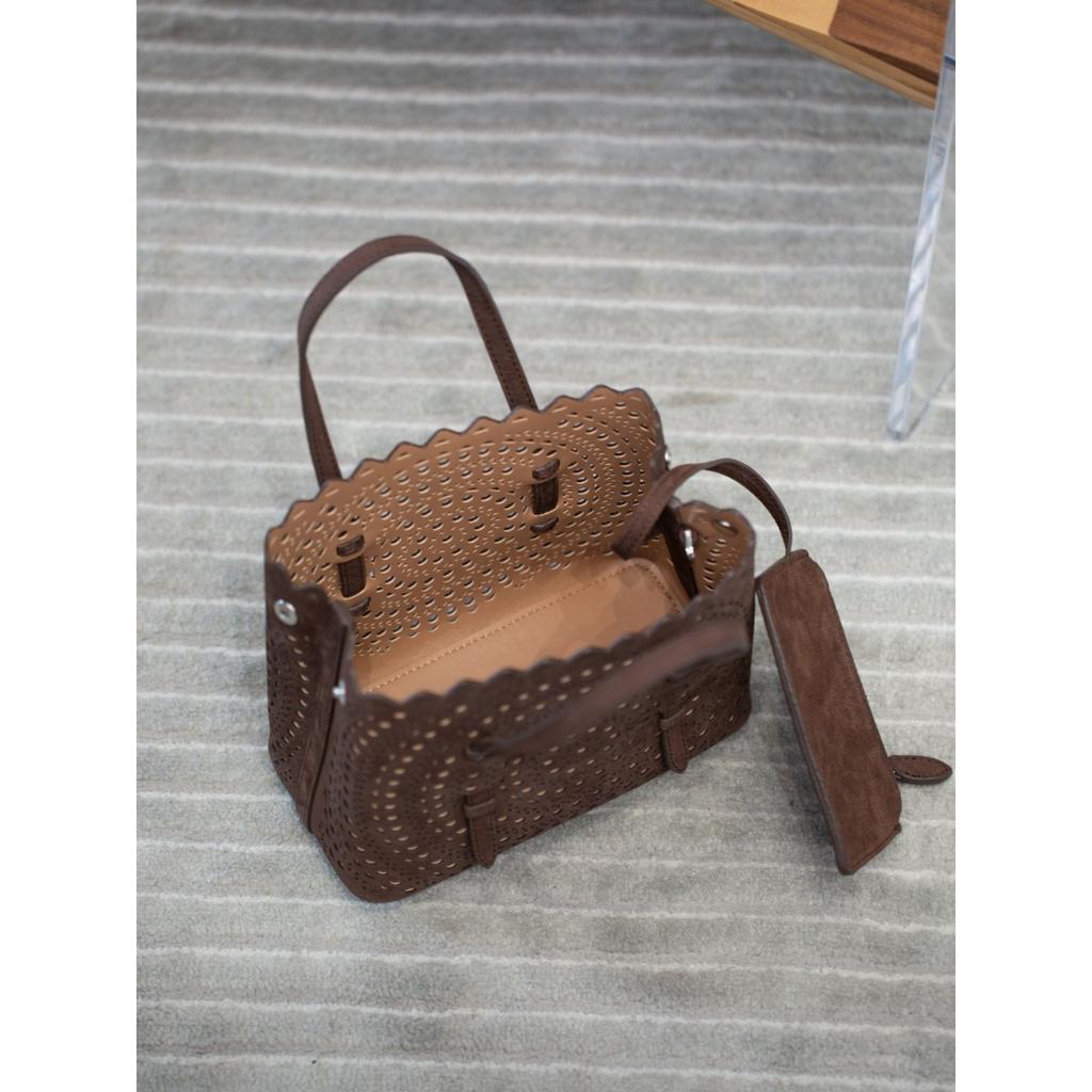 Mina20 erste Schicht Samt Litschi-Muster Kalbsleder Hohlraum Weißer Stahl-Beschlag mit einzelnem Schulter-Crossbody-Schultergurt Französisch Hohlraum