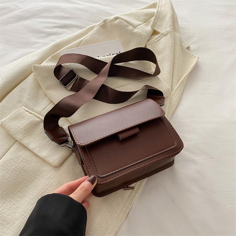 Textured Small Square Bag Women's Bag New Casual Fashion Shoulder Bag Wide Shoulder Strap Messenger Bag