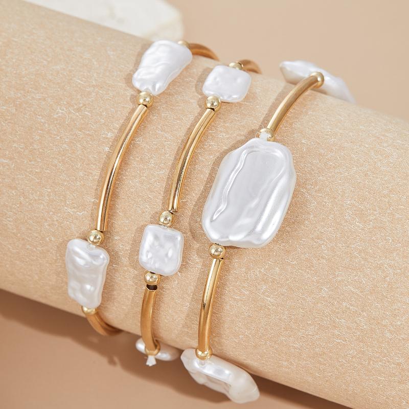 Klassisches Schlichtes Modisches Imitations-Zirkon-Armband für Damen Luxus-Charm Zirkon Exquisites Mädchen Partygeschenk