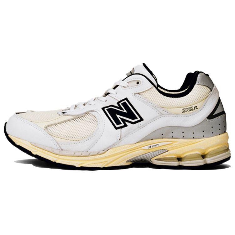 

Белые кроссовки унисекс New Balance thisisneverthat x 2002R ML2002RT