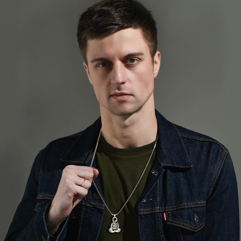 Eye-catching Scorpio Crab Pendant Necklace Featuring Sophisticated Lotus Design For Fashion Lovers