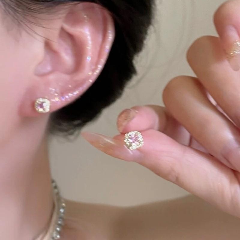 Pinkdudu Sugar Cube Yellow Diamond Stud Earrings Sparkling Light Luxury High-End Earrings Elegant PD2518