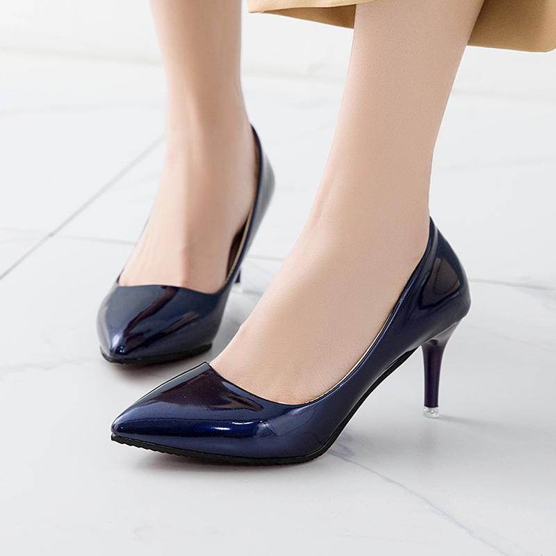 2024 Frühling und Herbst Neue Mode Spitz Dünne Ferse Flach Mund Leder Oberfläche Bequeme High Heel Schuhe für Frauen