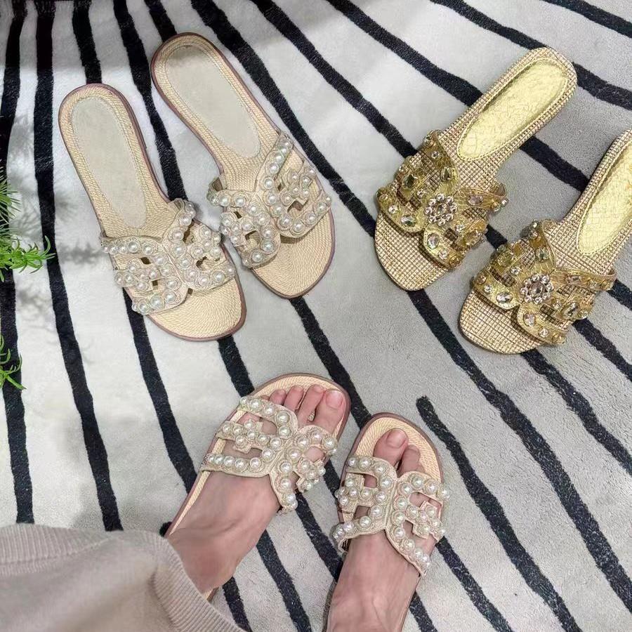 ~ Sheepskin version Yu Shuxin H pearl one-word slippers for women wearing flat sandals beach vacation shoes for women