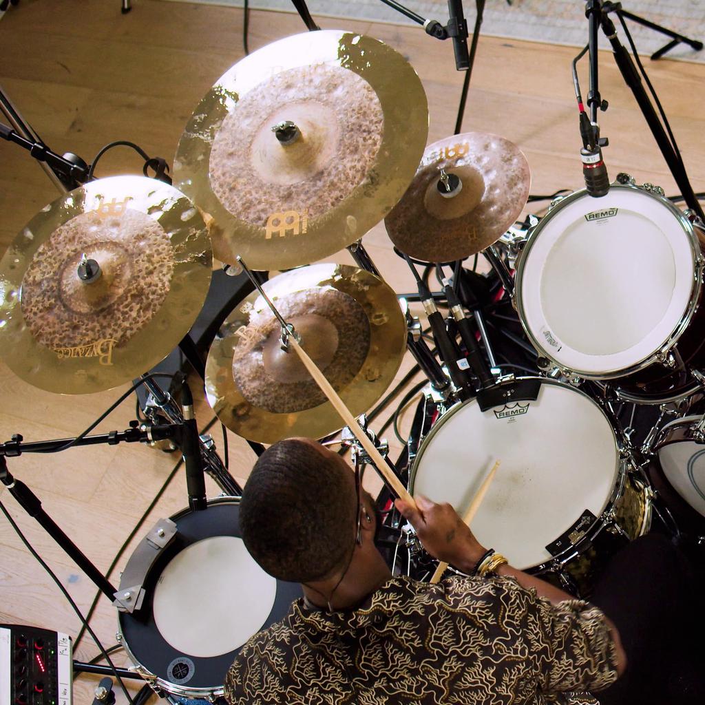 MEINL Byzance Extra Dry Series Crash Cymbal Dual Crash B18DUC 18" [ ]