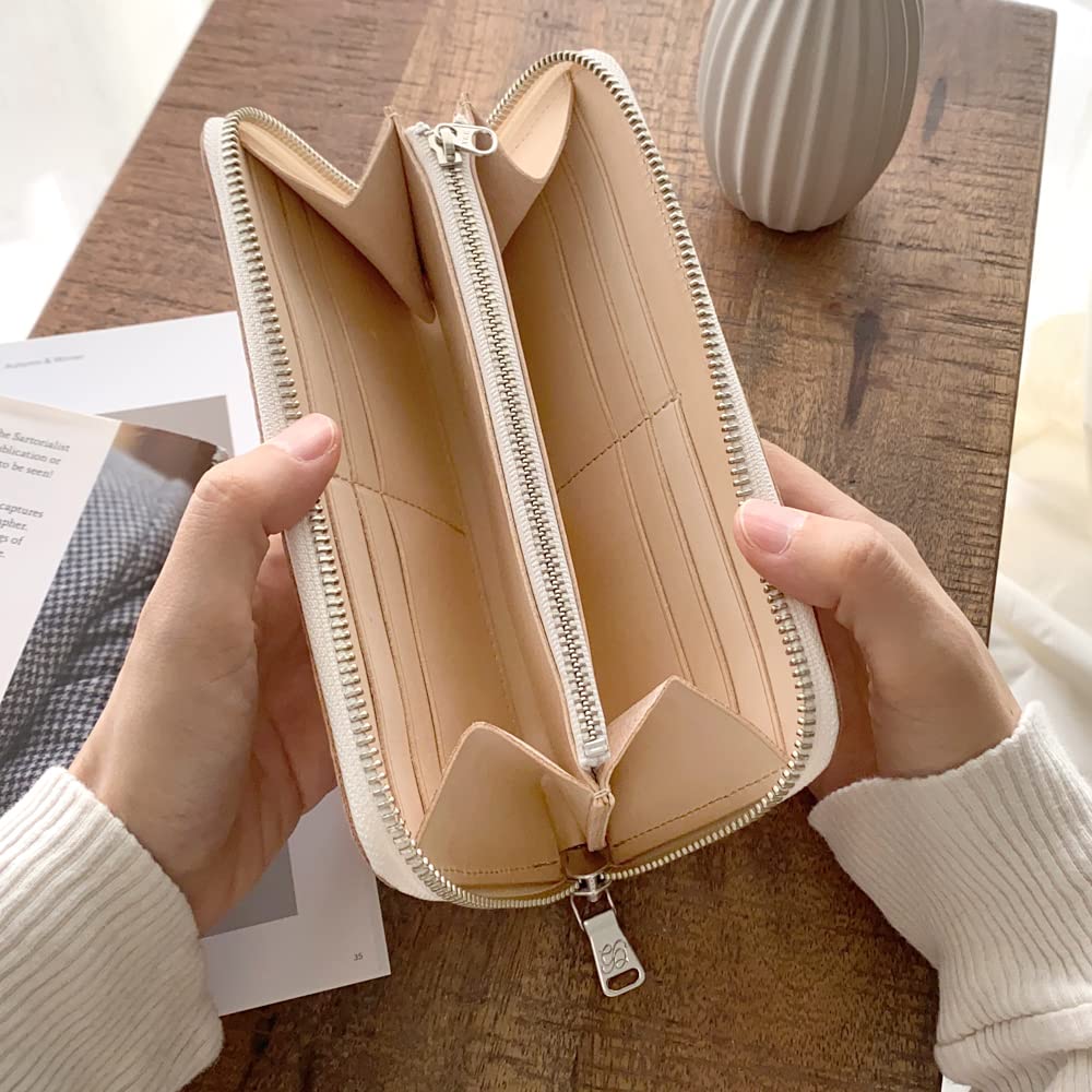 Gratia Women's Long Wallet, Round Wallet, Genuine Leather, Made in Japan, Floral Embossed Leather, Round Zipper, G057 (White)