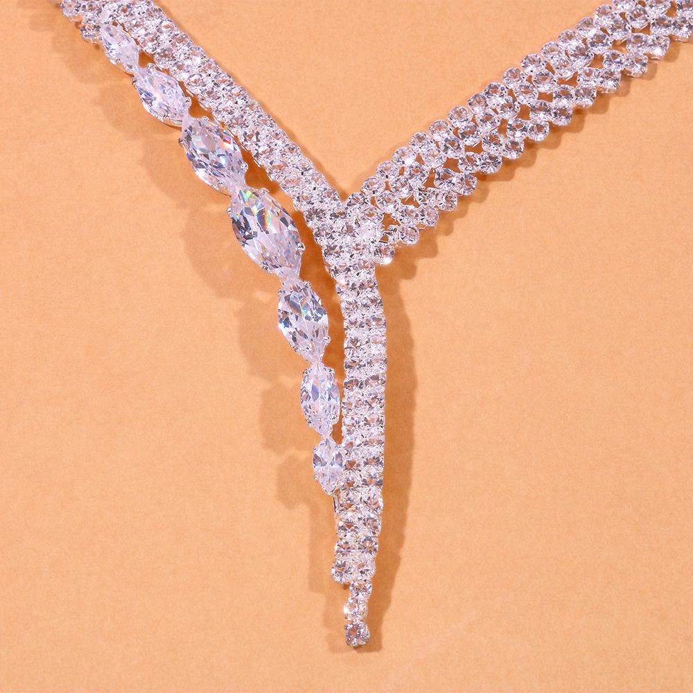 Elegant Bridal Jewelry Set: Luxury Necklace & Simple Earrings for Women