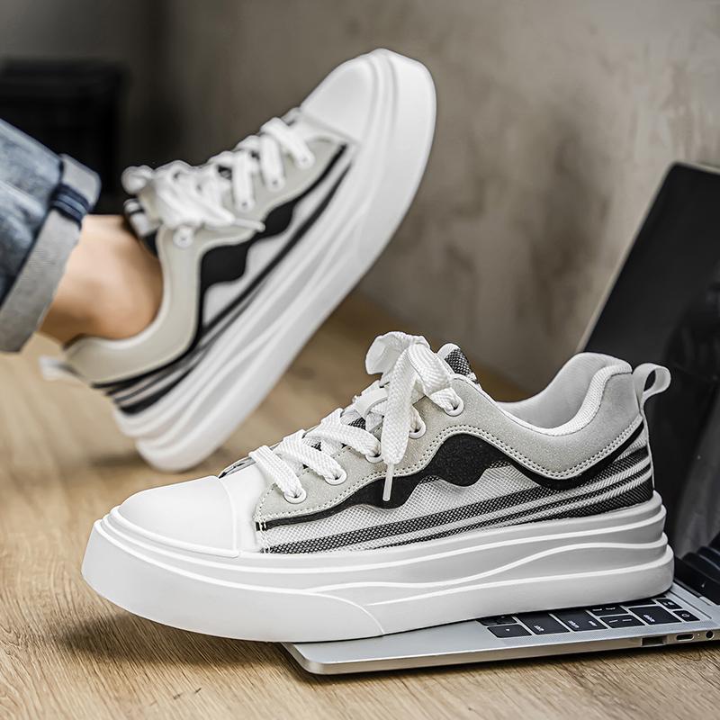 Men 's Casual Four Seasons Fashion Skateboarding Students Comfortable Sneakers Boys Trending Soft Sole Breathable Shoes