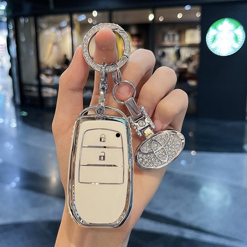 TPU Car Key Case Fob Cover for Toyota CHR Hilux Fortuner Land Cruiser 200 Camry Corolla Crown RAV4 Highland Keychain Accessories