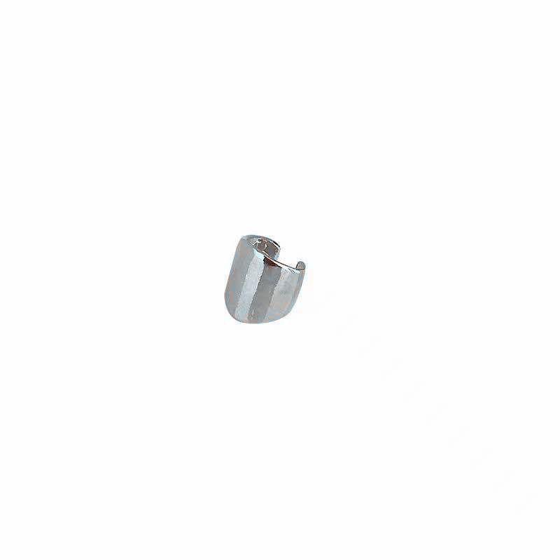 Stylish No-Piercing Ear Clip for Women - Versatile, Trendy Niche Design