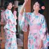 Dámské japonské kimono a yukata šaty pro formální fotografování