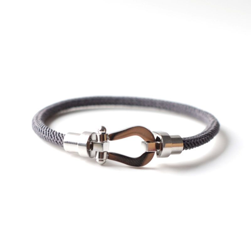 Original European and American Style Mechanical Horseshoe Buckle Hand-Woven Bracelet, Simple and Unique Couple Bracelet, Student Gift