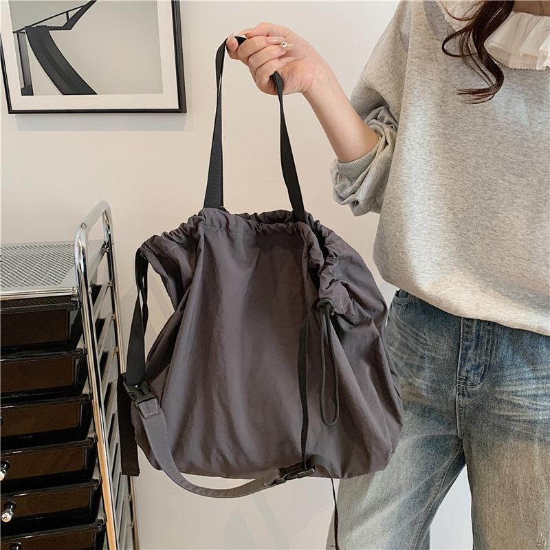 Japanese Large-capacity Nylon Cloth Bag, Fashionable and Lightweight Tote Bag, Drawstring Shoulder Bag, Lazy Wind Pleated Messenger Bag.