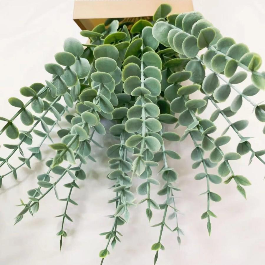 38cm Artificial Eucalyptus Leaves for Flower Arrangement and Home Decoration.