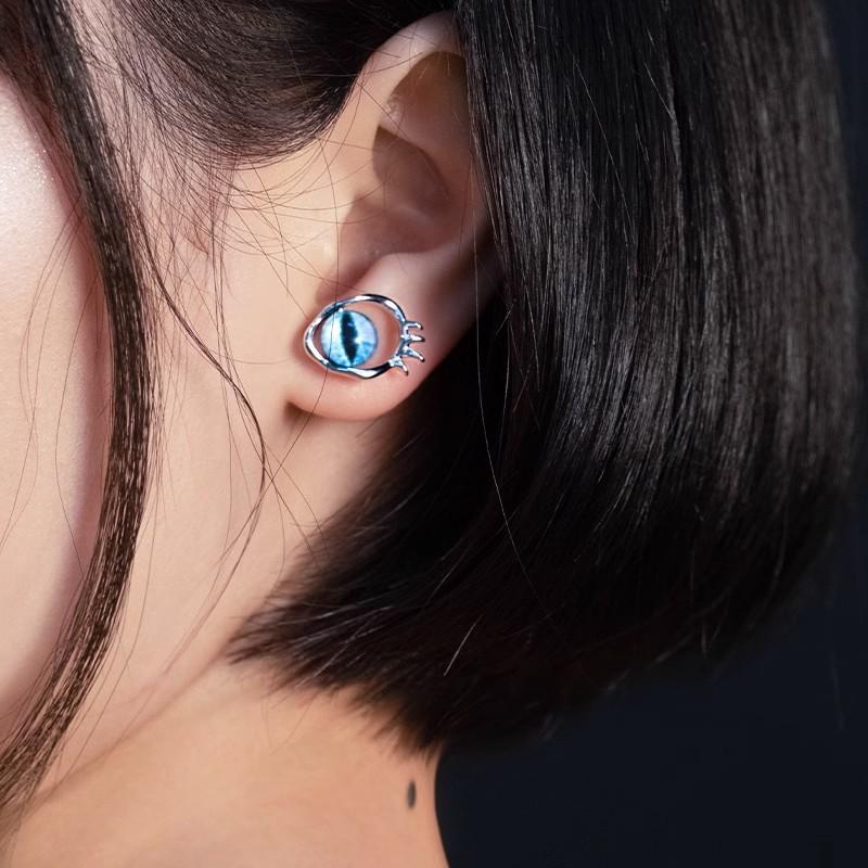 [Tong Ying Xinghui] Devil'S Eye Earrings Women'S Premium Sense Cool Sa Earrings Y2K Cat Eye Simple Niche Earrings