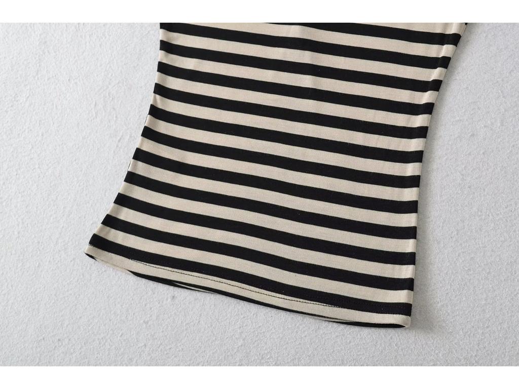 T-shirt rayé élastique à col en V et manches courtes pour femme - Style Fille Américaine Épicée - Haut de base moulant