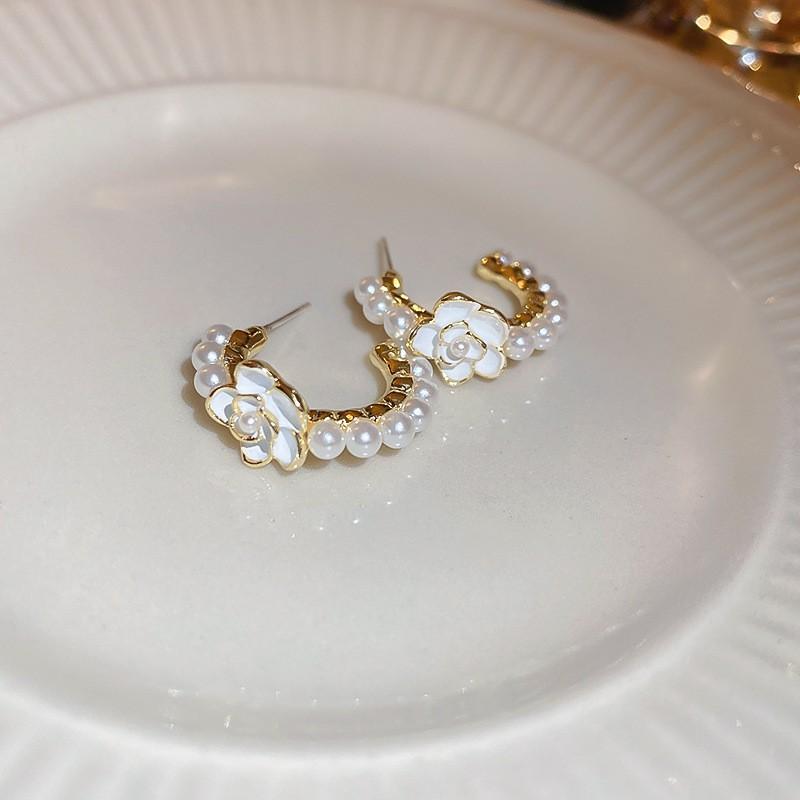 Love Geometric Earrings, Simple Flower Earrings, Fashionable Temperament Earrings, High-end Sense Earrings, Gifts