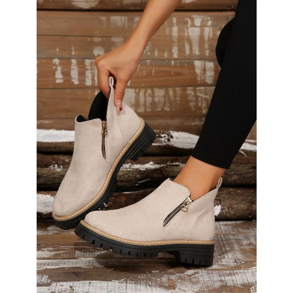Large Casual Short Boots for Women, High Top Casual and Fashionable Short Boots for Women In Autumn and Winter, Casual Single Shoes for Women
