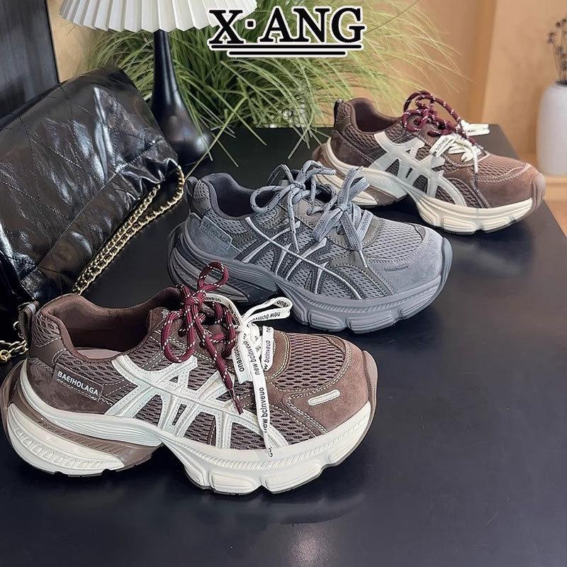 Leather Daddy shoes women's autumn and winter new thick-soled heightening women's shoes versatile casual sports shoes