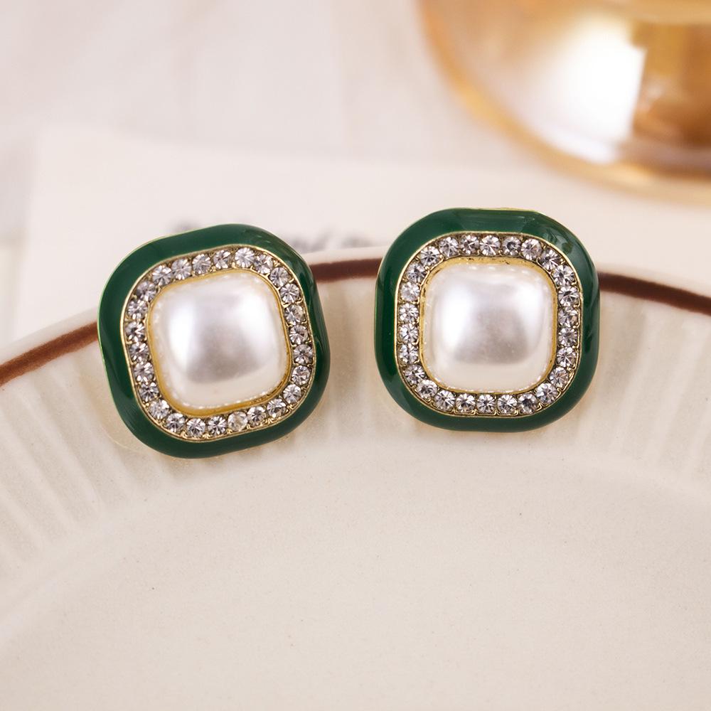 High-Grade Green Floral Pearl Earrings - Silver Needle Lily of the Valley and Tulip Design