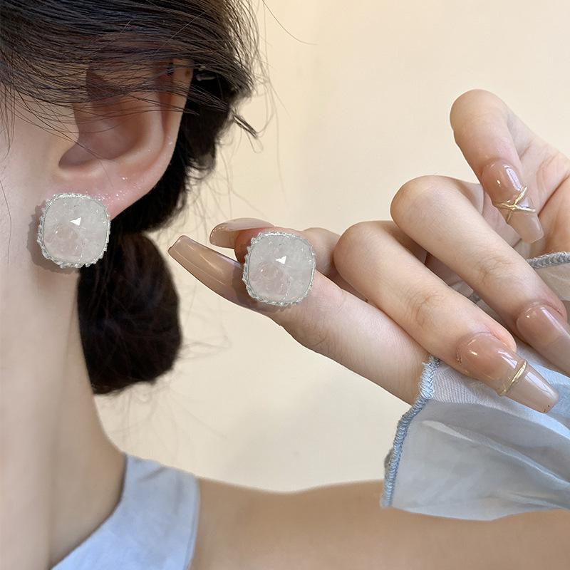 Korean-French Elegant Cracked Square Rhinestone Stud Earrings with 925 Sterling Silver Needles