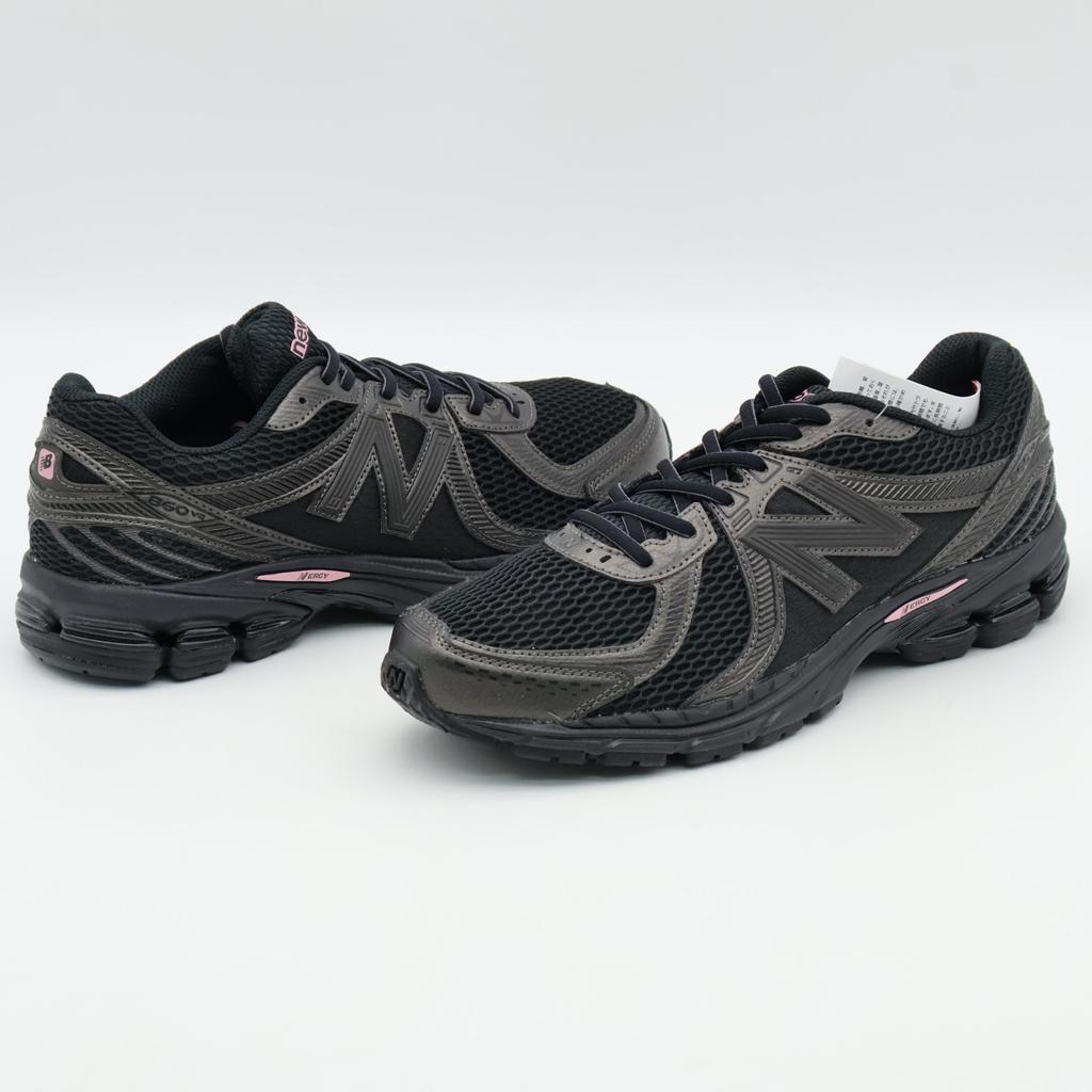 ML860PH2 New Balance 860V2 Black Black Metallic Pink Taffy (Men's)