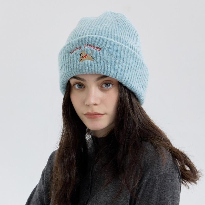 Cute puppy embroidered knitted hat showing a small face Baotou ear protection hat thickened to keep warm men and women outside in autumn and winter
