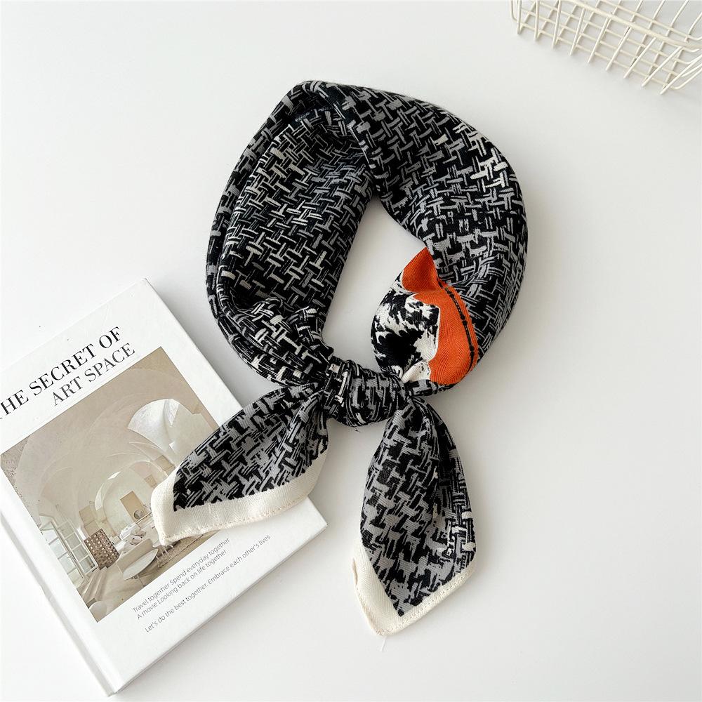 Versatile Women's Silk Cotton Linen Scarf: Fashionable Square Neck Accessory for Spring to Autumn