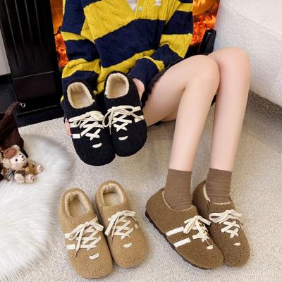 Nouvelles chaussures d'hiver en polaire épaissie et moelleuse pour femmes, chaussures en coton chaudes épaissies en polaire, chaussures Doudou légères de style rétro