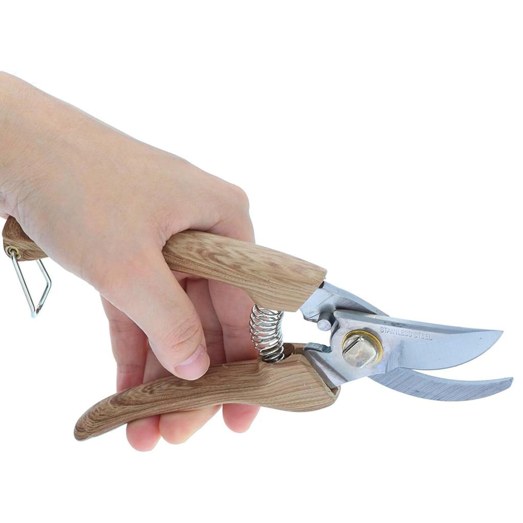Takagi WOODY TASTE Stainless Steel Pruning Shears for Narrow Easy to Use for Cutting Approximately 10mm Diameter for Young Branches Women, 165mm,